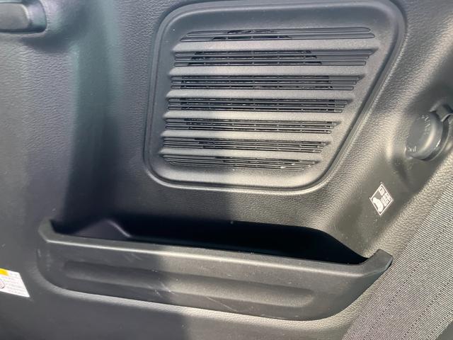 スペーシアギア ギア　マイスタイル　３型　全方位モニター付ナビ　ＬＥＤライト　デュアルカメラブレーキ｜ＬＥＤヘッドランプ｜アダプティブクルーズコントロール｜後席両側ワンアクションパワースライド｜リモート格納式ドアミラー｜シートヒーター｜本革巻きステアリングホイール｜（62枚目）