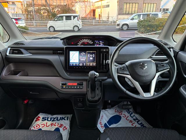 ソリオバンディット バンディット　ＨＹＢＲＩＤ　ＭＶ　全方位モニター付ナビ　デュアルカメラブレーキ｜後席両側ワンアクションパワースライド｜ＬＥＤヘッドランプ｜アダプティブクルーズコントロール｜シートヒーター｜センターウォークスルー｜１５インチアルミホイール｜（15枚目）