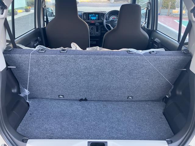 �p�i���l�X�ȏ��i����葵���Ă���܂��B