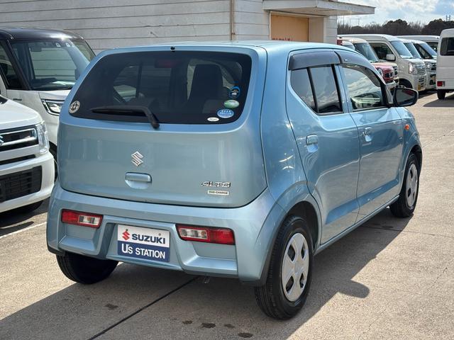 アルト Ｓ　衝突被害軽減ブレーキ　ＣＤプレーヤー　キーレスエントリー　レーダーブレーキサポート｜誤発進抑制機能｜マニュアルエアコン｜電動格納ドアミラー｜パワーウィンドー｜運転席シートヒーター｜スモークガラス（リヤドア・バックドア）｜エネチャージ｜（7枚目）