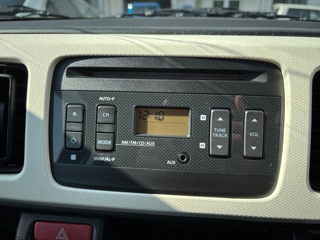 アルト Ｓ　衝突被害軽減ブレーキ　ＣＤプレーヤー　キーレスエントリー　レーダーブレーキサポート｜誤発進抑制機能｜マニュアルエアコン｜電動格納ドアミラー｜パワーウィンドー｜運転席シートヒーター｜スモークガラス（リヤドア・バックドア）｜エネチャージ｜（9枚目）