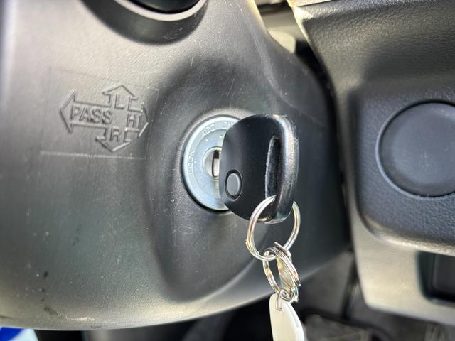 アルト Ｓ　衝突被害軽減ブレーキ　ＣＤプレーヤー　キーレスエントリー　レーダーブレーキサポート｜誤発進抑制機能｜マニュアルエアコン｜電動格納ドアミラー｜パワーウィンドー｜運転席シートヒーター｜スモークガラス（リヤドア・バックドア）｜エネチャージ｜（16枚目）