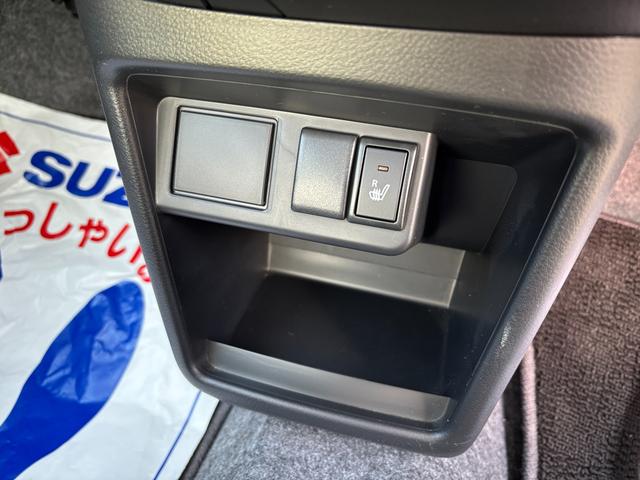 アルト Ｓ　衝突被害軽減ブレーキ　ＣＤプレーヤー　キーレスエントリー　レーダーブレーキサポート｜誤発進抑制機能｜マニュアルエアコン｜電動格納ドアミラー｜パワーウィンドー｜運転席シートヒーター｜スモークガラス（リヤドア・バックドア）｜エネチャージ｜（17枚目）