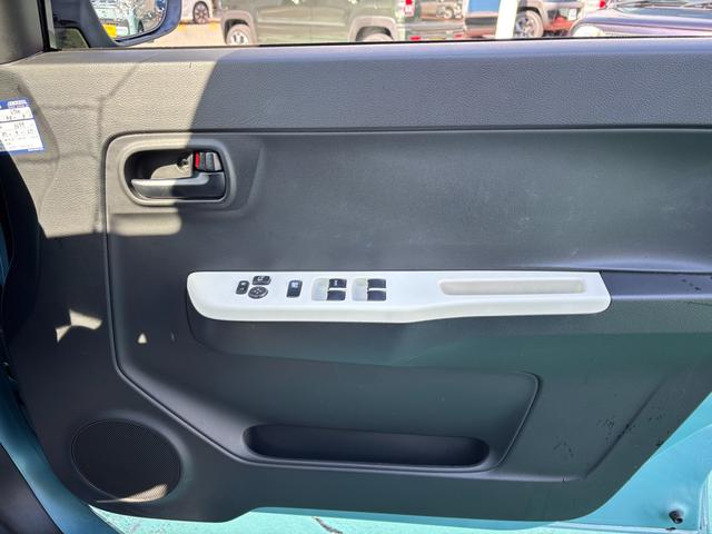 アルト Ｓ　衝突被害軽減ブレーキ　ＣＤプレーヤー　キーレスエントリー　レーダーブレーキサポート｜誤発進抑制機能｜マニュアルエアコン｜電動格納ドアミラー｜パワーウィンドー｜運転席シートヒーター｜スモークガラス（リヤドア・バックドア）｜エネチャージ｜（20枚目）