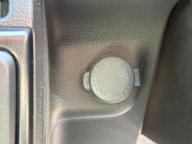 アルト Ｓ　衝突被害軽減ブレーキ　ＣＤプレーヤー　キーレスエントリー　レーダーブレーキサポート｜誤発進抑制機能｜マニュアルエアコン｜電動格納ドアミラー｜パワーウィンドー｜運転席シートヒーター｜スモークガラス（リヤドア・バックドア）｜エネチャージ｜（27枚目）