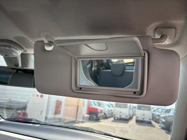 アルト Ｓ　衝突被害軽減ブレーキ　ＣＤプレーヤー　キーレスエントリー　レーダーブレーキサポート｜誤発進抑制機能｜マニュアルエアコン｜電動格納ドアミラー｜パワーウィンドー｜運転席シートヒーター｜スモークガラス（リヤドア・バックドア）｜エネチャージ｜（31枚目）