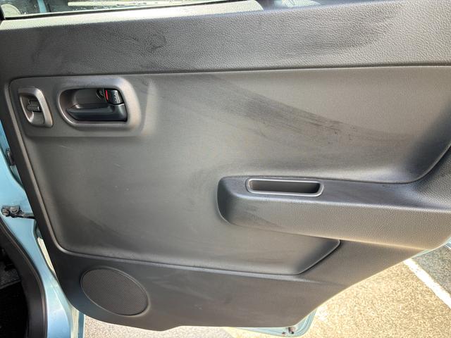 アルト Ｓ　衝突被害軽減ブレーキ　ＣＤプレーヤー　キーレスエントリー　レーダーブレーキサポート｜誤発進抑制機能｜マニュアルエアコン｜電動格納ドアミラー｜パワーウィンドー｜運転席シートヒーター｜スモークガラス（リヤドア・バックドア）｜エネチャージ｜（37枚目）