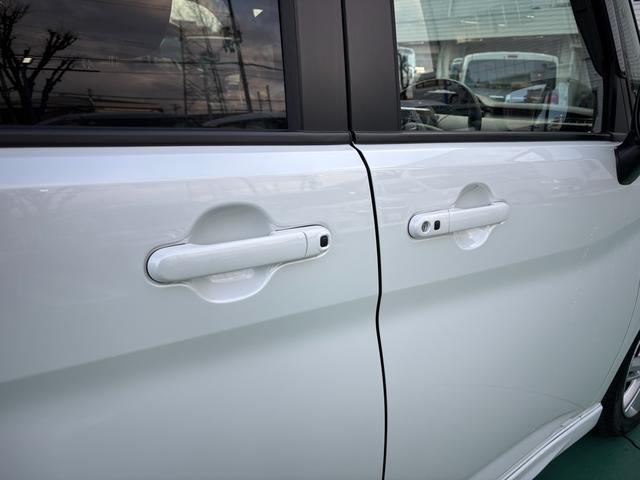 ソリオ ＨＹＢＲＩＤ　ＭＺ　バックカメラ付きナビ　両側電動Ｓドア　デュアルカメラブレーキ｜後退時ブレーキサポート｜アダプティブクルーズコントロール｜フルオートエアコン｜シートヒーター｜ヘッドアップディスプレイ｜スリムサーキュレーター｜（28枚目）