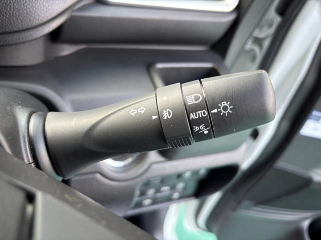 ソリオ ＨＹＢＲＩＤ　ＭＺ　バックカメラ付きナビ　両側電動Ｓドア　デュアルカメラブレーキ｜後退時ブレーキサポート｜アダプティブクルーズコントロール｜フルオートエアコン｜シートヒーター｜ヘッドアップディスプレイ｜スリムサーキュレーター｜（43枚目）