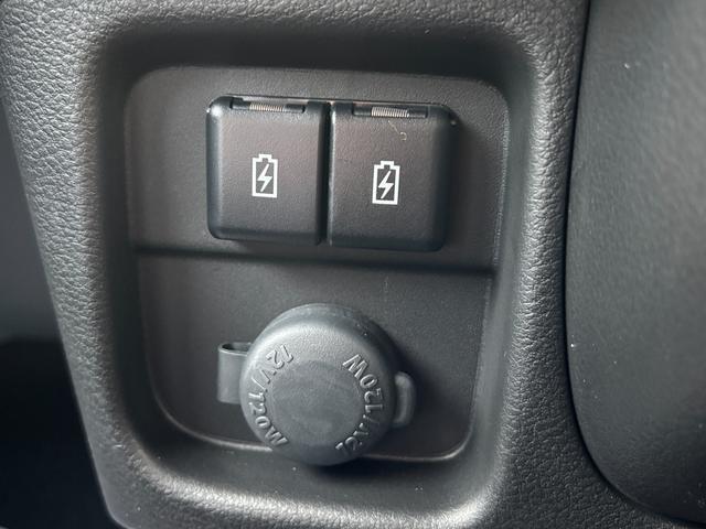 ソリオ ＨＹＢＲＩＤ　ＭＺ　バックカメラ付きナビ　両側電動Ｓドア　デュアルカメラブレーキ｜後退時ブレーキサポート｜アダプティブクルーズコントロール｜フルオートエアコン｜シートヒーター｜ヘッドアップディスプレイ｜スリムサーキュレーター｜（52枚目）