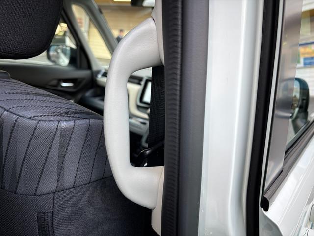 ソリオ ＨＹＢＲＩＤ　ＭＺ　バックカメラ付きナビ　両側電動Ｓドア　デュアルカメラブレーキ｜後退時ブレーキサポート｜アダプティブクルーズコントロール｜フルオートエアコン｜シートヒーター｜ヘッドアップディスプレイ｜スリムサーキュレーター｜（63枚目）