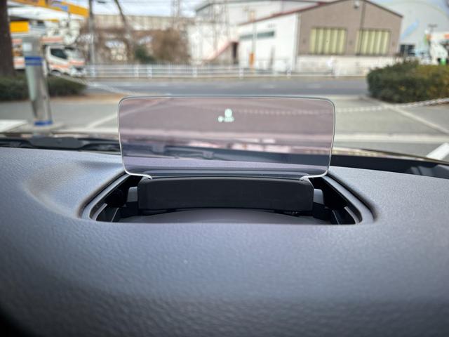 �^�]�ȑO���Ɂy�w�b�h�A�b�v�f�B�X�v���C�z�𓋍ځA�ԑ��E�V�t�g�ʒu�Ȃǂ̏���\�����Ă���܂��I