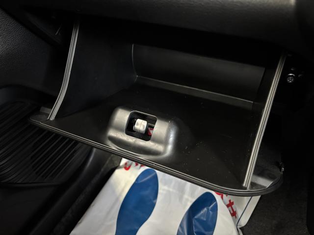 ハスラー Ｊスタイル　全方位モニター付ナビ　ＬＥＤヘッドランプ　デュアルカメラブレーキ｜アダプティブクルーズコントロール｜専用メッキフロントグリル｜ルーフレール｜３６０°プレミアムＵＶ＆ＩＲカットガラス｜ナノイー搭載フルオートエアコン｜シートヒーター｜（52枚目）