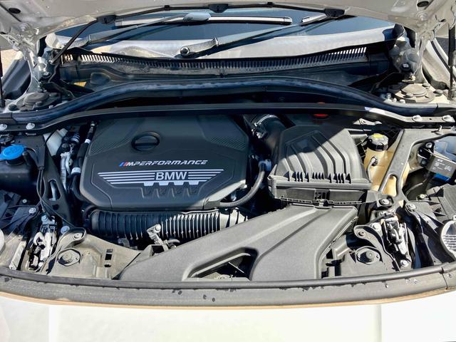 ２シリーズ Ｍ２３５ｉ　ｘＤｒｉｖｅグランクーペ　４ＷＤ　クリアランスソナー　オートクルーズコントロール　バックカメラ　ナビ　アルミホイール　オートライト　ＬＥＤヘッドランプ　ＡＴ　シートヒーター　スマートキー　アイドリングストップ　電動格納ミラー（19枚目）