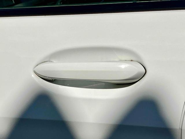 ２シリーズ Ｍ２３５ｉ　ｘＤｒｉｖｅグランクーペ　４ＷＤ　クリアランスソナー　オートクルーズコントロール　バックカメラ　ナビ　アルミホイール　オートライト　ＬＥＤヘッドランプ　ＡＴ　シートヒーター　スマートキー　アイドリングストップ　電動格納ミラー（26枚目）