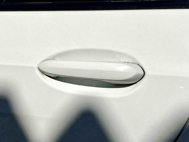 ２シリーズ Ｍ２３５ｉ　ｘＤｒｉｖｅグランクーペ　４ＷＤ　クリアランスソナー　オートクルーズコントロール　バックカメラ　ナビ　アルミホイール　オートライト　ＬＥＤヘッドランプ　ＡＴ　シートヒーター　スマートキー　アイドリングストップ　電動格納ミラー（27枚目）