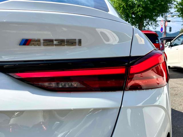 ２シリーズ Ｍ２３５ｉ　ｘＤｒｉｖｅグランクーペ　４ＷＤ　クリアランスソナー　オートクルーズコントロール　バックカメラ　ナビ　アルミホイール　オートライト　ＬＥＤヘッドランプ　ＡＴ　シートヒーター　スマートキー　アイドリングストップ　電動格納ミラー（30枚目）