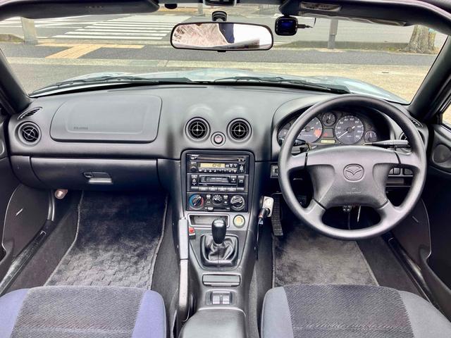 ロードスター スペシャルパッケージ　オープンカー　ドライブレコーダー　ＭＴ　アルミホイール　ＣＤ　カセット　エアコン　パワーステアリング　パワーウィンドウ（2枚目）