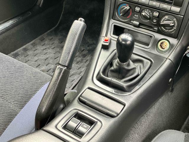 ロードスター スペシャルパッケージ　オープンカー　ドライブレコーダー　ＭＴ　アルミホイール　ＣＤ　カセット　エアコン　パワーステアリング　パワーウィンドウ（7枚目）