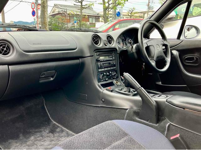 ロードスター スペシャルパッケージ　オープンカー　ドライブレコーダー　ＭＴ　アルミホイール　ＣＤ　カセット　エアコン　パワーステアリング　パワーウィンドウ（46枚目）