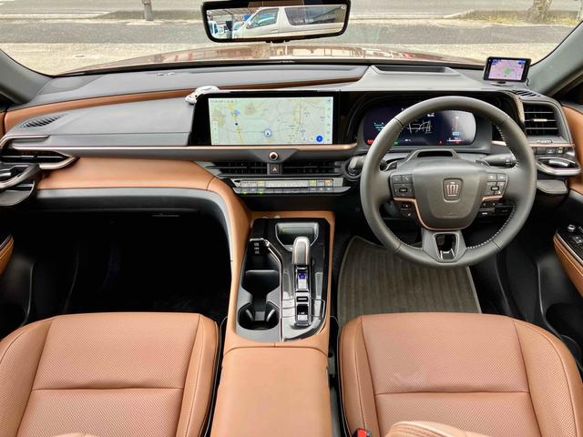 クラウンエステート Ｚ　４ＷＤ　全周囲カメラ　ナビ　ＴＶ　クリアランスソナー　オートクルーズコントロール　レーンアシスト　パークアシスト　衝突被害軽減システム　アルミホイール　オートマチックハイビーム　オートライト（2枚目）