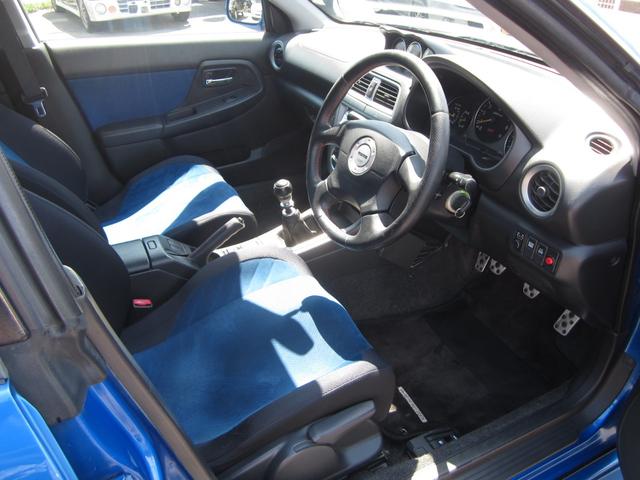 WRX STiリミテッド(10枚目)