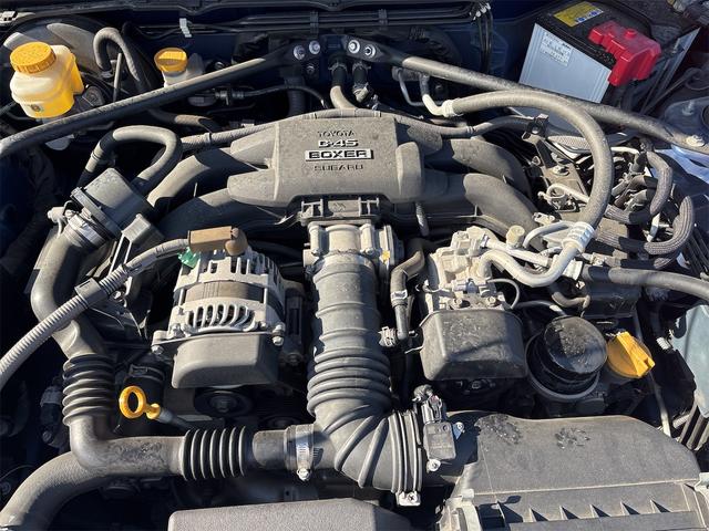 ＢＲＺ Ｒ　５Ｆミッション　エアロパッケージ　１７インチパフォーマンスパッケージ　スポーツインテリアパッケージ　フルセグナビ　ＨＩＤヘッドライト　ＥＴＣ　ワンオーナー（17枚目）