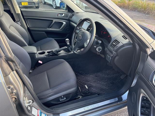 レガシィツーリングワゴン 2.0R Bスポーツ 5Fミッション 後期モデル アプライドモデルD型 ノーマル車両 ETC HID ABS SRS(10枚目)