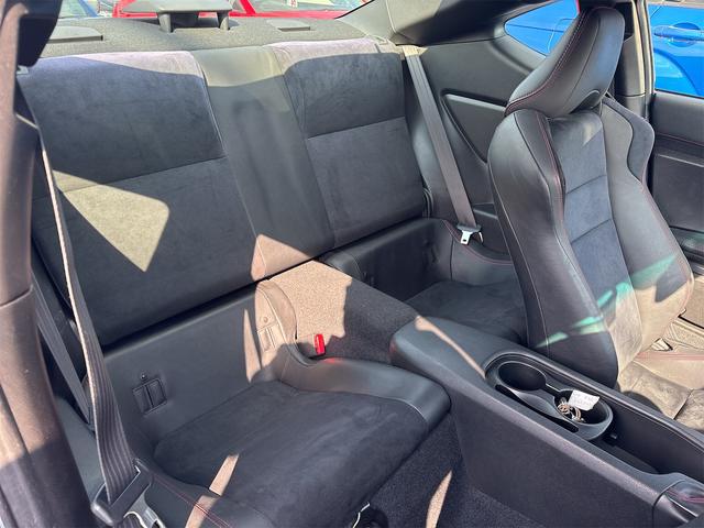 自社整備工場完備です！車検からオイル交換など、日常のメンテナンスまでお任せ下さい！