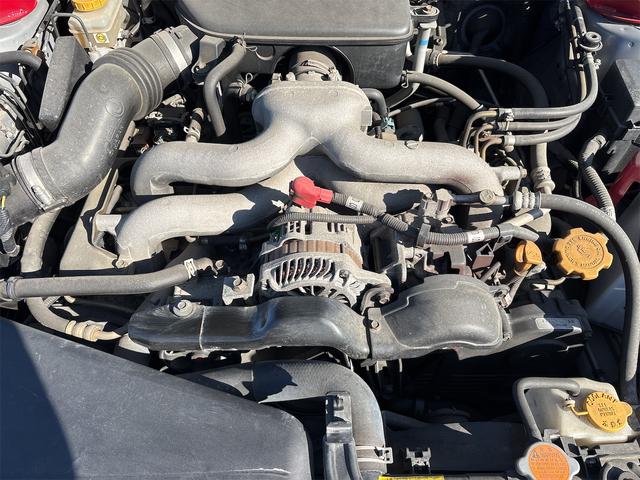 レガシィＢ４ ２．０Ｒ　５Ｆミッション　アプライドモデルＢ型　ＢＬＩＴＺ車高調　ＨＫＳマフラー　ＷＯＲＫＥＭＯＴＩＯＮ１７インチアルミ　ＣＵＳＣＯタワーバー　社外ステアリング＆シフトノブ（17枚目）