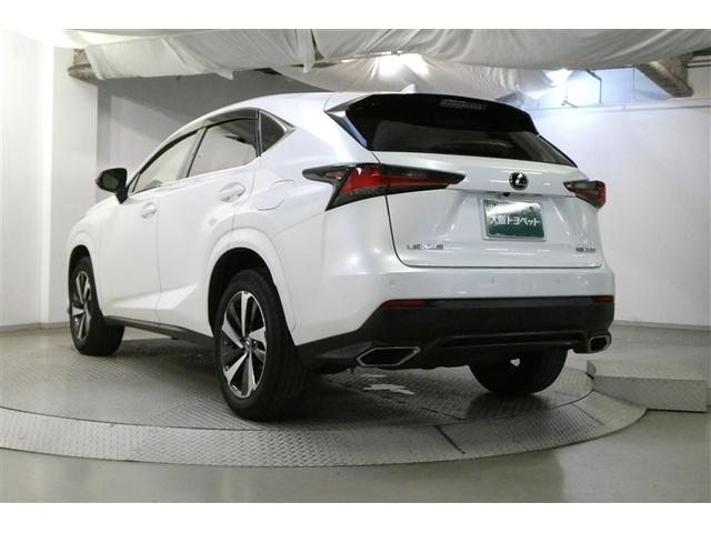 NX NX300 スパイス&シック 盗難防止装置 LEDヘッドランプ アイドリングストップ ミュージックプレイヤー接続可 フルセグ クルーズコントロール 衝突被害軽減システム バックカメラ 電動シート ETC メモリーナビ スマートキー(6枚目)