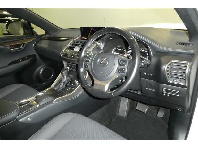 NX NX300 スパイス&シック 盗難防止装置 LEDヘッドランプ アイドリングストップ ミュージックプレイヤー接続可 フルセグ クルーズコントロール 衝突被害軽減システム バックカメラ 電動シート ETC メモリーナビ スマートキー(9枚目)