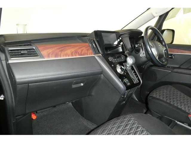 デリカＤ：５ Ｐ　Ｂモニター　ミュージックプレイヤー接続可　地デジ　カーテンエアバック　ＬＥＤヘッドランプ　デュアルエアコン　ＤＶＤ再生　ナビＴＶ　ＥＴＣ　４ＷＤ　電動シ－ト　メモリナビ　ＡＢＳ　３列　オートエアコン（13枚目）