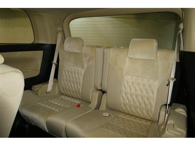 アルファードハイブリッド Ｘ　両電動ドア　ＬＥＤヘッドライト　横滑り防止　ＥＴＣ車載器　クルコン　リアオートエアコン　メモリーナビ　キーレス　ナビ＆ＴＶ　４ＷＤ　ＤＶＤ再生　３列シート　サンルーフ　スマートキー　盗難防止装置　ＰＳ（16枚目）