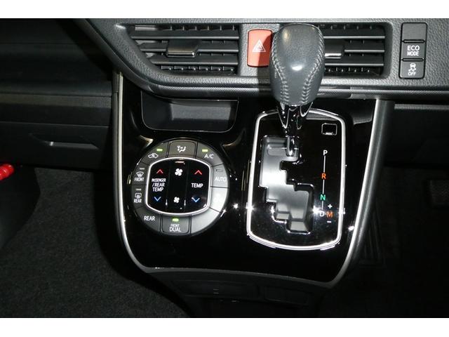 ヴォクシー ZS 煌 地上デジタル TSS 両側パワードア アイドリングストップ車 パワーウィンド 横滑防止 DVD可 フルフラットシート 盗難防止装置 スマートエントリー Bカメラ LEDヘッドライト メモリーナビ AW(31枚目)