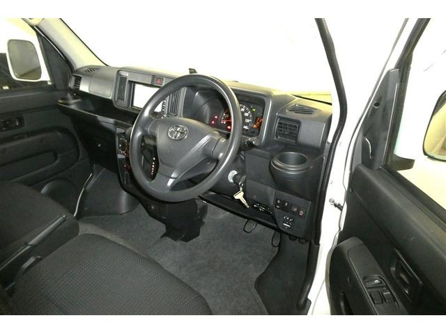 ピクシスバン クルーズターボ SAIII 衝突軽減ブレーキ パワーステアリング ワンセグTV LEDヘッドライト キーレス ETC ナビ&TV メモリーナビ パワーウインドウ エアコン ABS ミュージックプレイヤー接続可 助手席エアバッグ(11枚目)