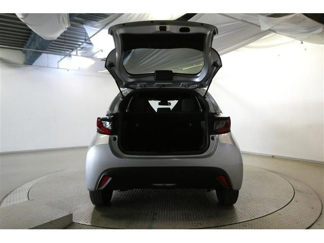 ヤリス X PCS 横滑り防止装置付き ワイヤレスキー 盗難防止 サイドエアバック エアコン Wエアバッグ パワーウインドウ ETC付き パワステ 運転席エアバッグ ナビ メディアプレイヤー接続 ABS(9枚目)