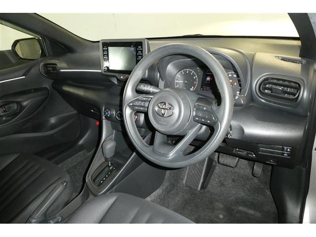 ヤリス X PCS 横滑り防止装置付き ワイヤレスキー 盗難防止 サイドエアバック エアコン Wエアバッグ パワーウインドウ ETC付き パワステ 運転席エアバッグ ナビ メディアプレイヤー接続 ABS(11枚目)