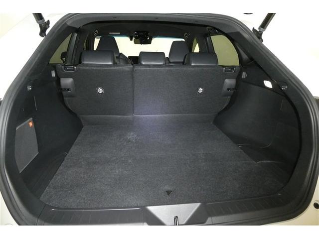 荷物をたっぷり載せて広々ドライビング♪夏でも冬でも、アウトドアやショッピングを思い切り楽しみましょう！