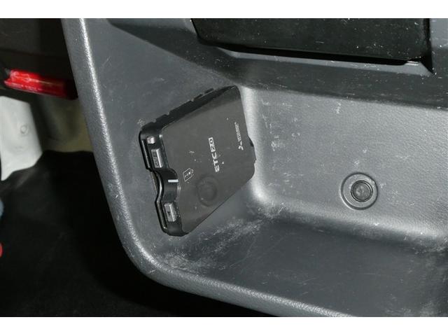 NT100クリッパートラック GX 衝突軽減システム ETC付き 切替4WD パワーウインド キーレスエントリー ナビテレビ AC パワーステアリング エアバッグ ABS 助手席エアバック VDC(18枚目)