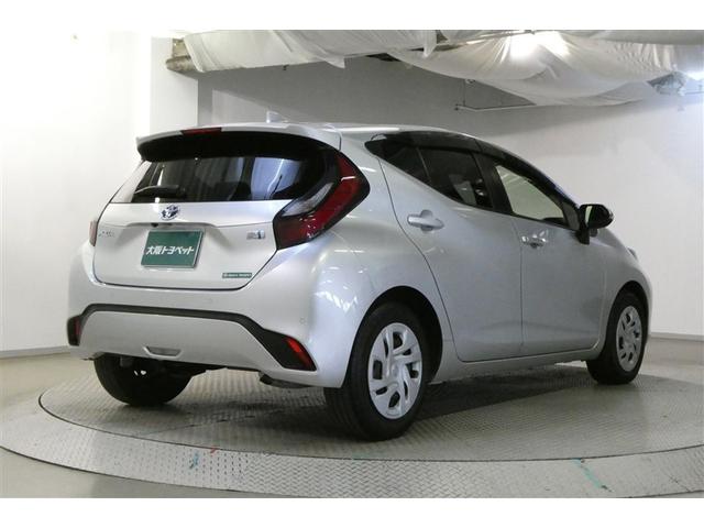 アクア Ｘ　踏み間違い防止　１００Ｖ　イモビ　ナビ　ＬＥＤヘッドライト　スマートキー　横滑り防止機能　キーレスエントリー　オートクルーズ　オートエアコン　ＥＴＣ　カーテンエアバッグ　パワーステアリング　ＡＢＳ（8枚目）