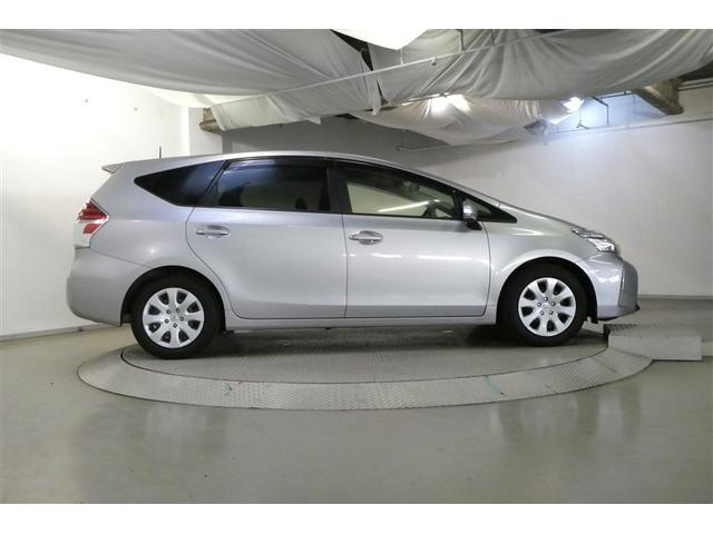 プリウスα Ｓ　Ｌセレクション　ＡＵＸ　メモリーナビゲーション　イモビライザー　Ｂカメラ　サイドカーテンエアバック　ＡＢＳ付き　キーフリーシステム　フルフラット　ＡＡＣ　ＥＳＣ　ＥＴＣ車載器　Ｗエアバッグ　パワーステアリング　ＰＷ（5枚目）