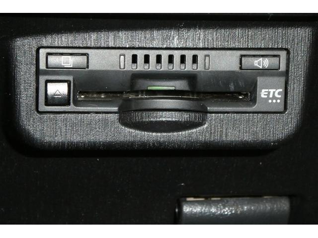 プリウスα Ｓ　Ｌセレクション　ＡＵＸ　メモリーナビゲーション　イモビライザー　Ｂカメラ　サイドカーテンエアバック　ＡＢＳ付き　キーフリーシステム　フルフラット　ＡＡＣ　ＥＳＣ　ＥＴＣ車載器　Ｗエアバッグ　パワーステアリング　ＰＷ（25枚目）