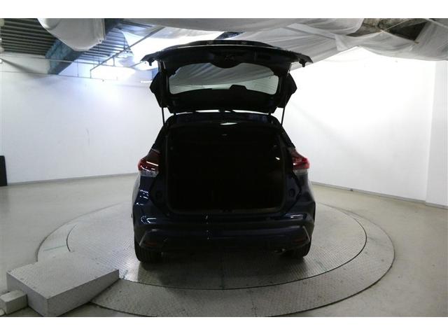 キックス Ｘ　地デジ　ナビ＆ＴＶ　ＶＤＣ　クルコン　スマートキー　ＤＶＤ再生　ＬＥＤヘッド　パワーステアリング　盗難防止システム　ドライブレコーダー　ＥＴＣ　メモリーナビ　サイドエアバッグ　アルミ　ＡＡＣ　キーレス（9枚目）