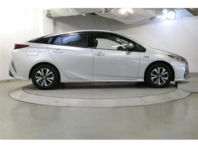 プリウスPHV Sセーフティプラス 横滑り防止装置 クルーズコントロール ナビTV 地デジTV キーフリー スマートキー DVD LEDライト ETC車載器 アルミホイール イモビ AAC ABS メモリーナビ エアバッグ サポカー(5枚目)