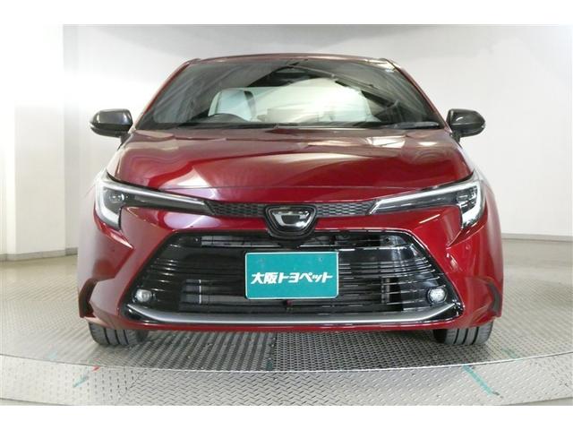 カローラ ダブルバイビー　エアバッグ　横滑り防止機能　アルミホイール　イモビライザー　地デジ　衝突回避システム　ＬＥＤヘッドライト　Ｂカメラ　オートクルーズコントロール　メモリナビ　スマートキー　オートエアコン　ナビ＆ＴＶ（2枚目）