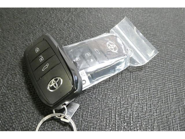 ハリアー Ｚ　盗難防止　パノラマルーフ　運転席パワーシート　地デジ　横滑防止装置　リアビューカメラ　ヘッドライトＬＥＤ　アルミホイール　Ｗエアバッグ　キーレス　ドラレコ付き　スマートキ－　サイドエアバッグ　エアコン（37枚目）