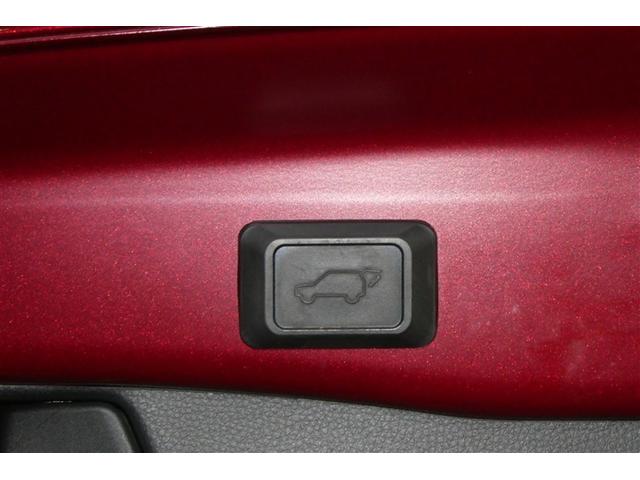 ＲＡＶ４ ハイブリッドＧ　衝突被害軽減装置　ＡＣ１００Ｖ電源　バックモニター　地デジＴＶ　ＬＥＤヘッドライト　スマキー　電動シ－ト　ＡＷＤ　ＴＶナビ　パワステ　横滑り防止装置　クルコン　ＡＡＣ　カーテンエアバック　エアバッグ（11枚目）