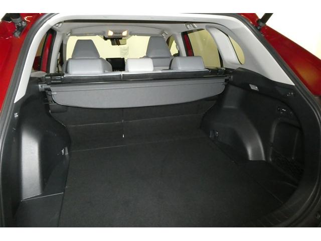 ＲＡＶ４ ハイブリッドＧ　衝突被害軽減装置　ＡＣ１００Ｖ電源　バックモニター　地デジＴＶ　ＬＥＤヘッドライト　スマキー　電動シ－ト　ＡＷＤ　ＴＶナビ　パワステ　横滑り防止装置　クルコン　ＡＡＣ　カーテンエアバック　エアバッグ（16枚目）