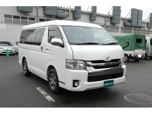ハイエースバン スーパーＧＬ　ダークプライムＩＩ　リアエアコン　エアバッグ　横滑り防止機能　ＬＥＤライト　キーレスエントリー　地デジ　アルミ　エアコン　助手席エアバッグ　パワステ　パワーウインドウ　ＤＶＤ再生　Ｂカメラ　スマートキー　ＡＢＳ　ＥＴＣ（3枚目）